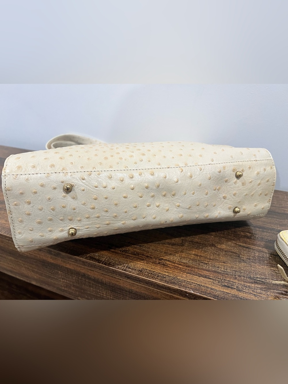 Brahmin Cream Ostrich-Textured Tote with Matching Croc Wallet - Picture 3 of 12